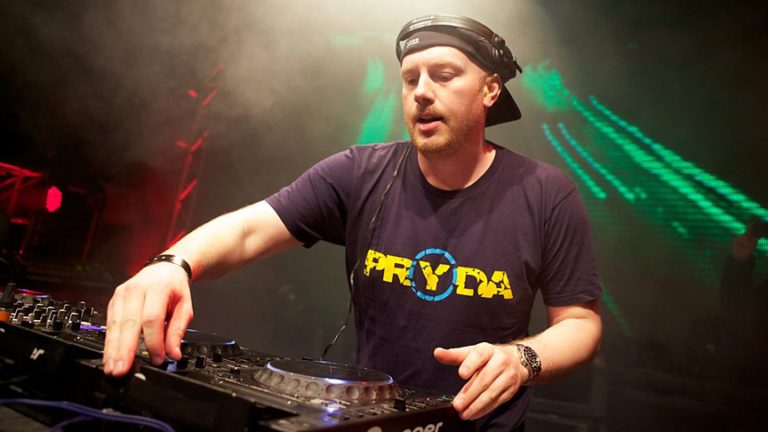 Eric Prydz Top 100 DJ - ekm.co - reddit