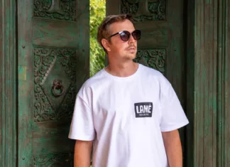 Dive into Flohil’s Heatwave EP on LAMÉrecords four soulful House tracks blending summer grooves with deep, hypnotic rhythms.