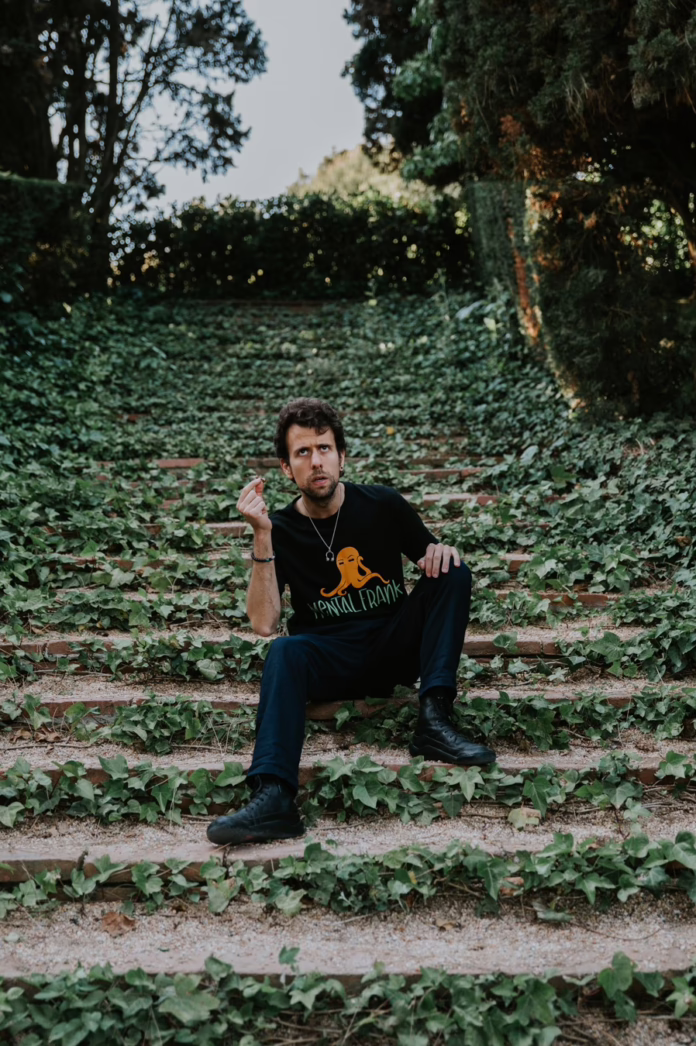 DJ & music producer Mental Frank DJ & music producer Mental Frank