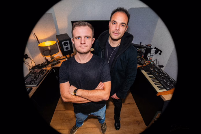 Maxime Dangles & Tommy Rizzitelli's SONARS Album Maxime Dangles & Tommy Rizzitelli's SONARS Album