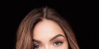 Sophia Sigma Fuses Psytrance & Opera on New Single “La Melodie” Sophia Sigma performing as an electronic artist, psytrance opera singer behind studio equipment