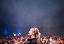 Anna Reusch Drops The Darkside / Move on Electric Ballroom Anna Reusch The Darkside and Move cover art for Electric Ballroom peak-time Techno release