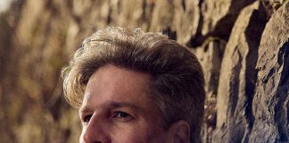 Mees Dierdorp – Echo of Essence Blends House, Poetry and Strings Mees Dierdorp for his Echo of Essence album